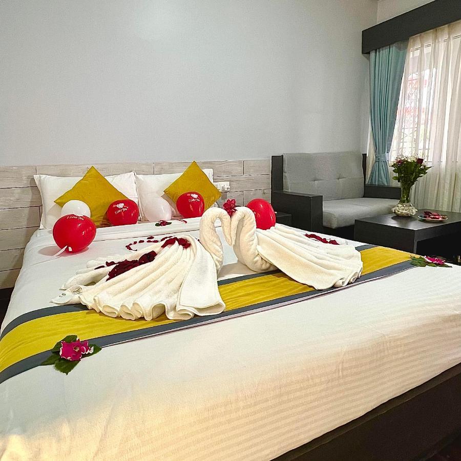 Hotel Swapna Bagh- Your Place Покхара Экстерьер фото