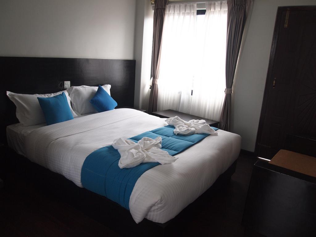 Hotel Swapna Bagh- Your Place Покхара Экстерьер фото
