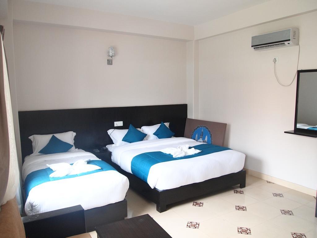 Hotel Swapna Bagh- Your Place Покхара Экстерьер фото